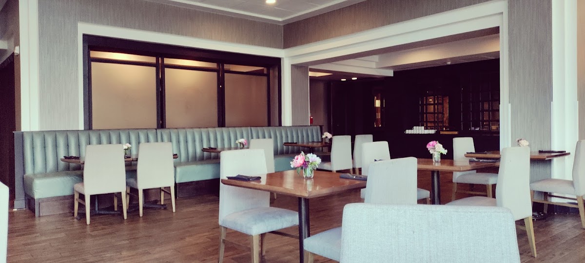 The Ascent Restaurant And Bar